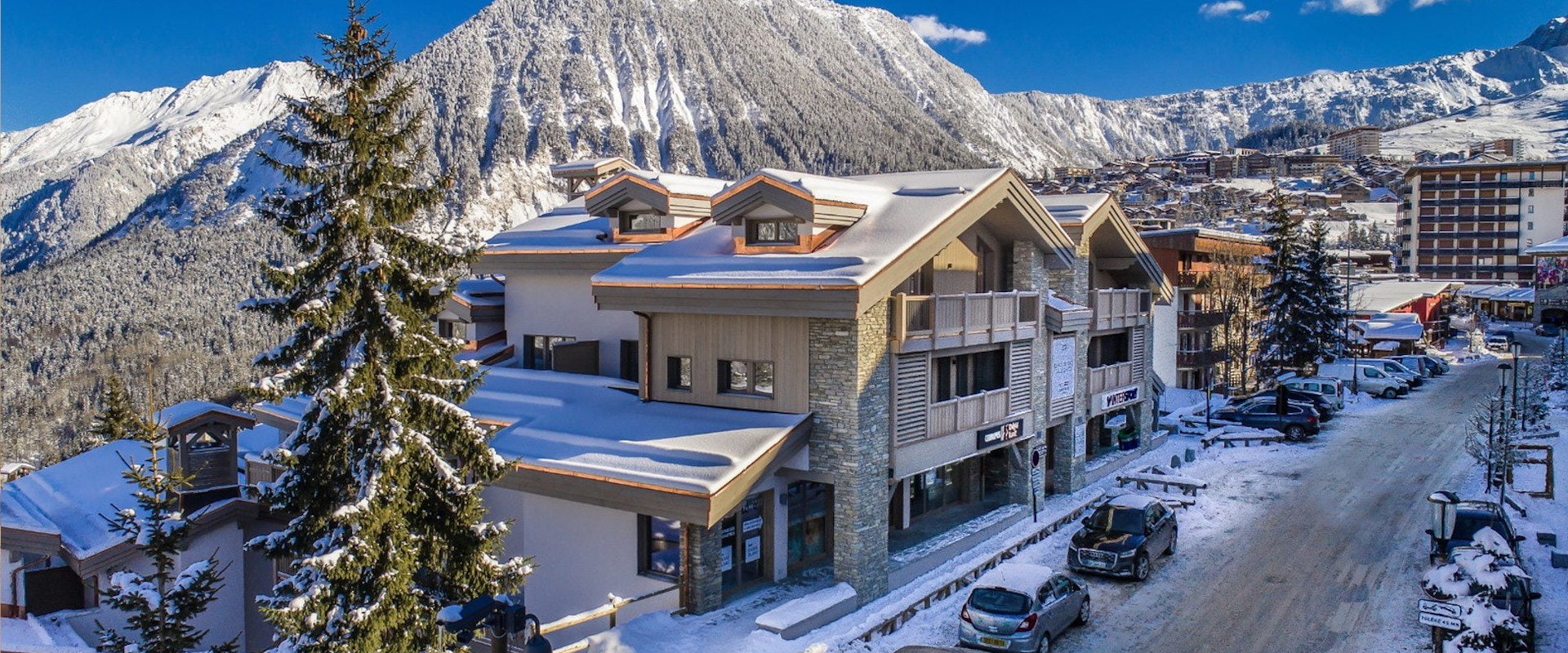 2 Bed Apartment For Sale in Courchevel Village, France